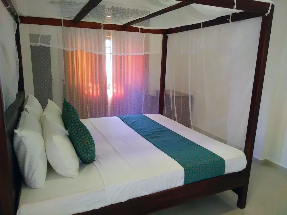 Ocean Bay Surf Resort