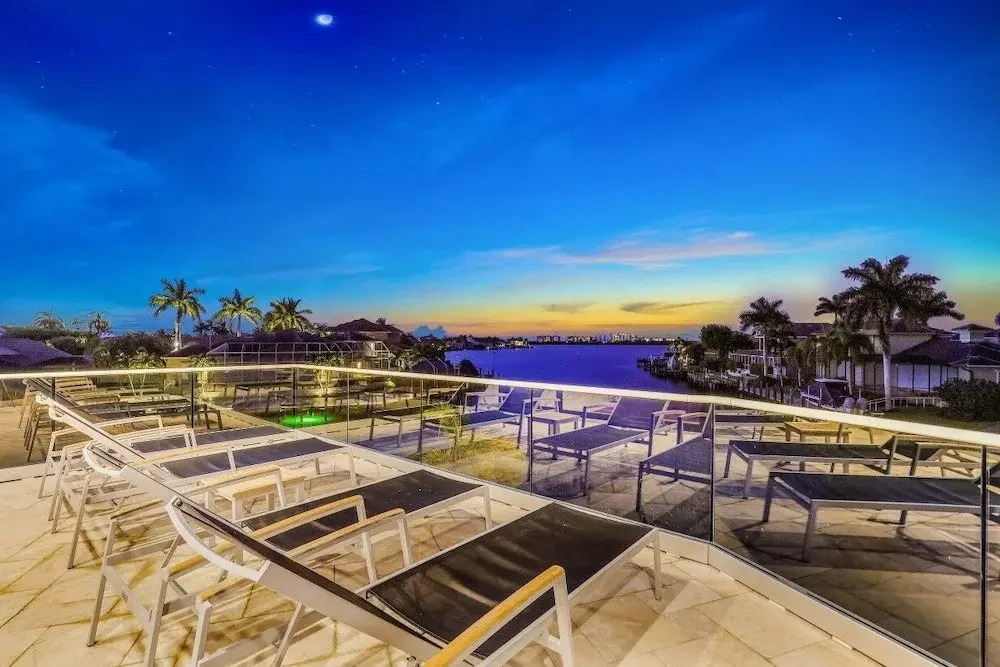 Buttercup Ct. 92, Marco Island Vacation Rental 3 Bedroom Home by Redawning