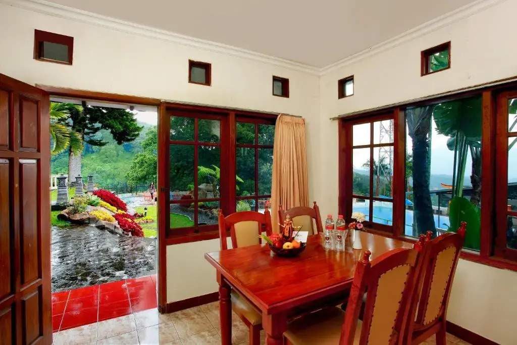 Inna Tretes Hotel & Resort