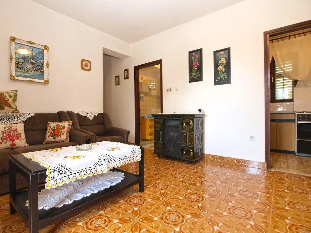 Apartment 1681