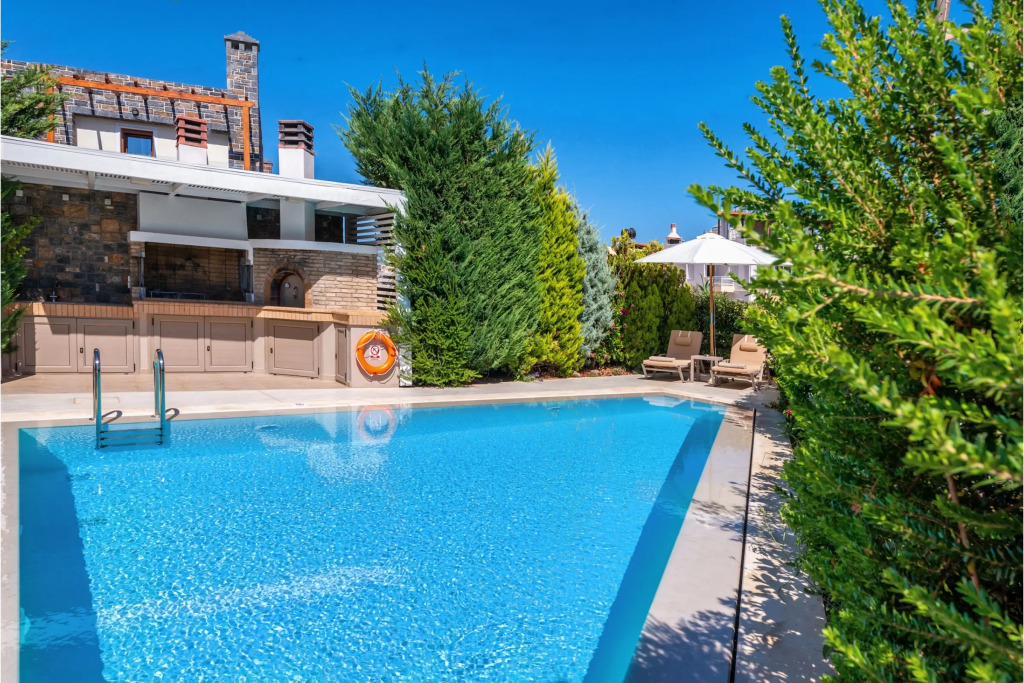 Villa Penelope with Private Heated Pool