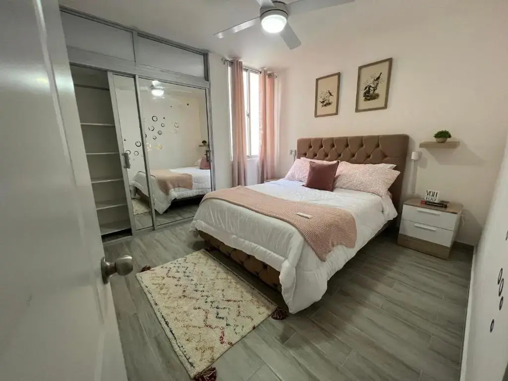 Lovely 3 Bedroom Condo Near Downtown And Foodies