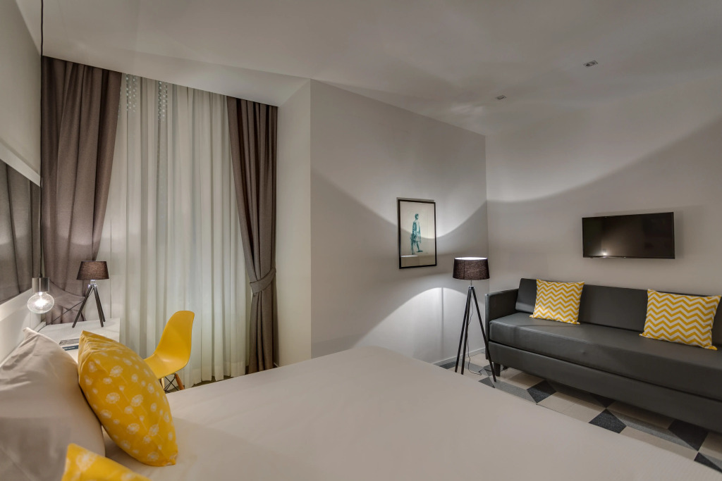 Navona Theatre Hotel