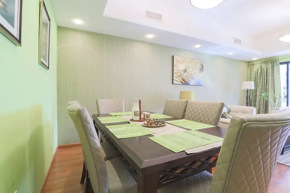 OYO Home 300 2BHK Al Waleed Paradise JLT