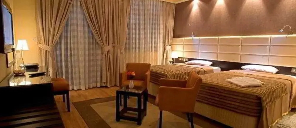 Al Faris 2