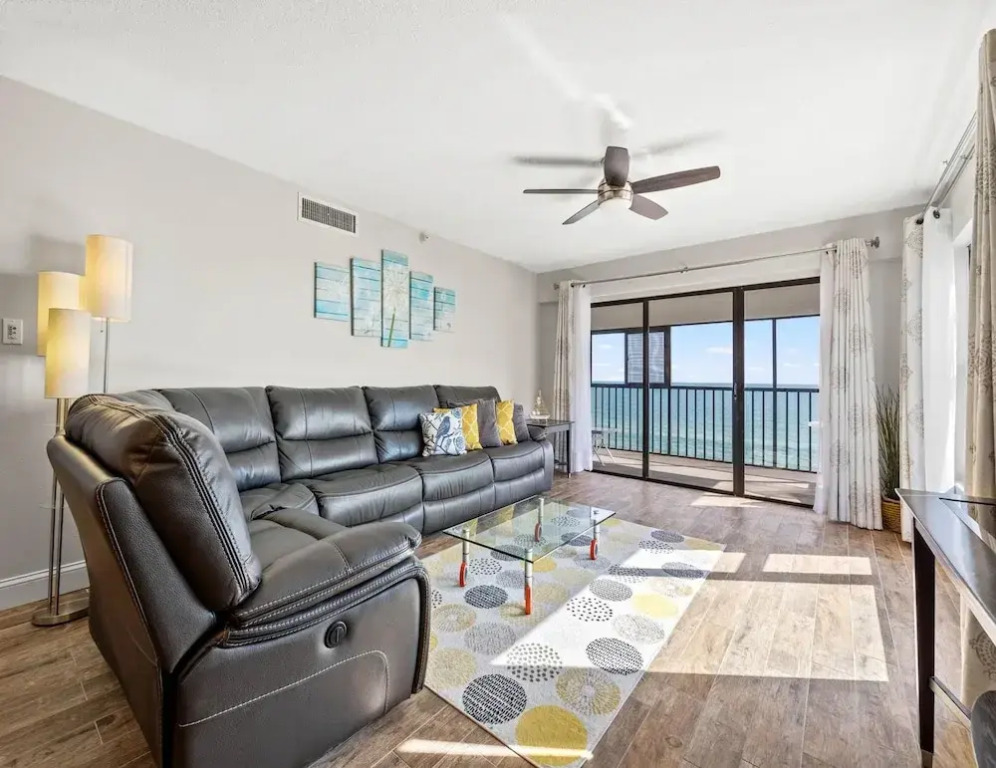 Arie Dam 404 by Ryson Vacation Rentals