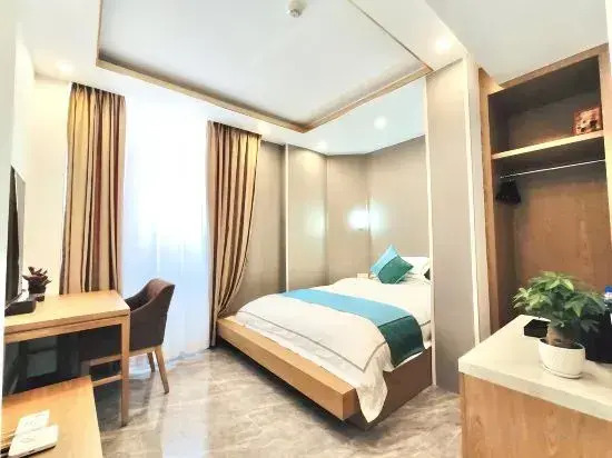 Golden Boat Villa