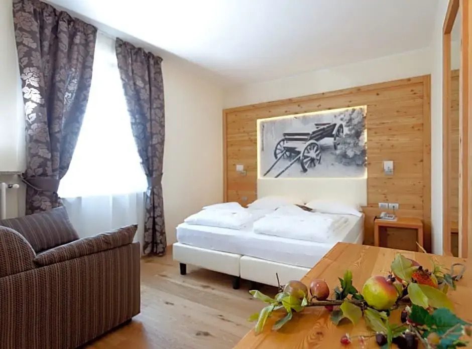 Albergo Tuenno