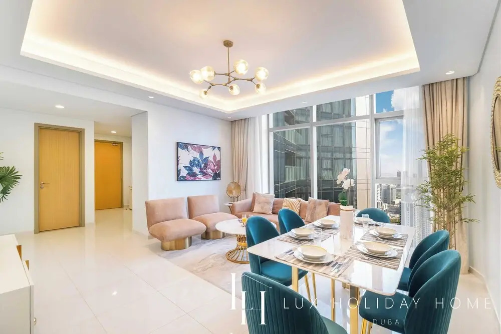 LUX The Paramount Sea View Suite