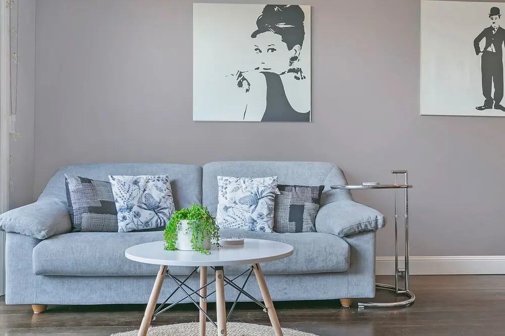 Rozelle 3 Bedrooms cosy dream holiday home with Free Parking by KozyGuru