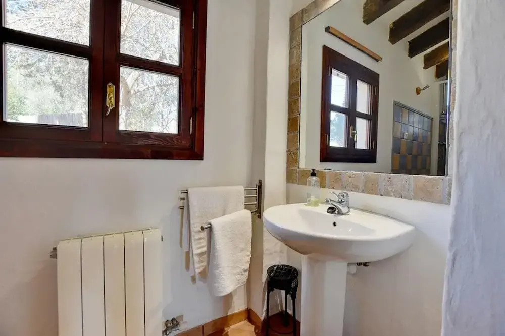 Villa - 4 Bedrooms with Pool - 107803