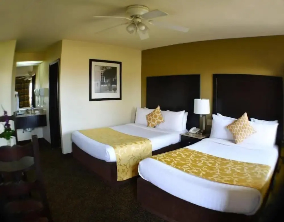 Hotel America