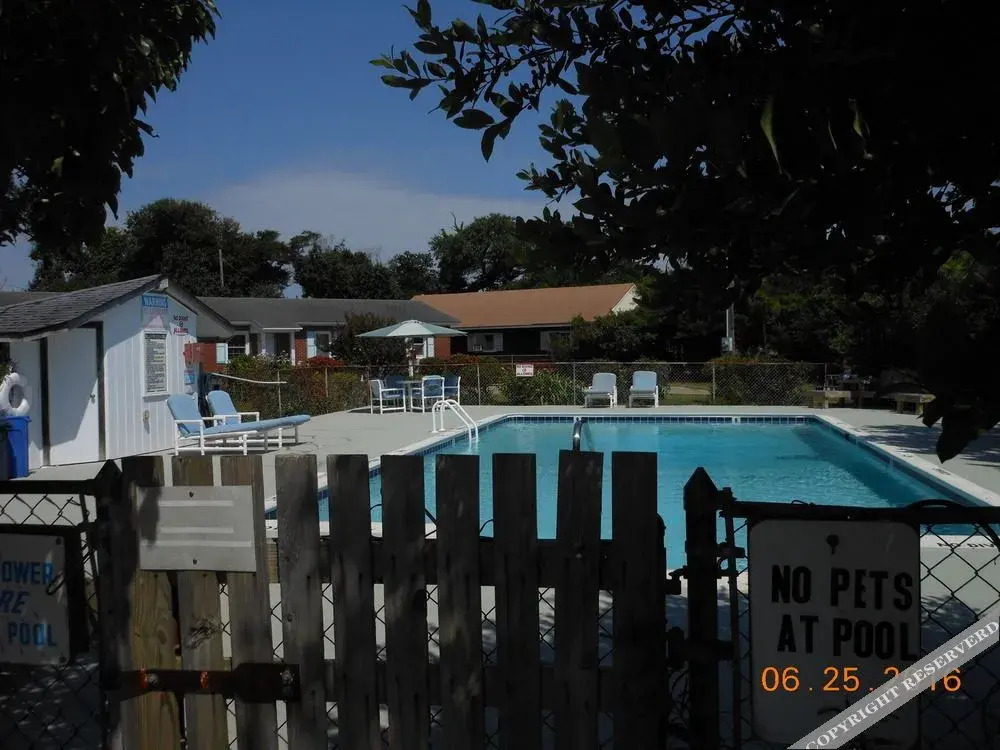 Cape Pines Motel