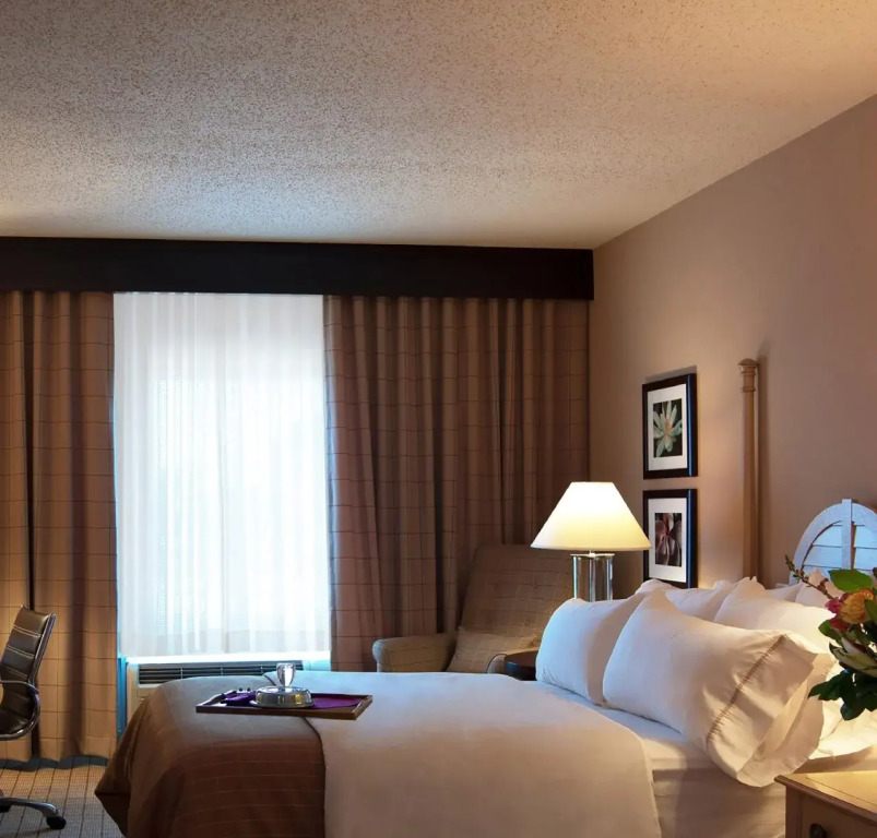Ballys Baton Rouge Hotel