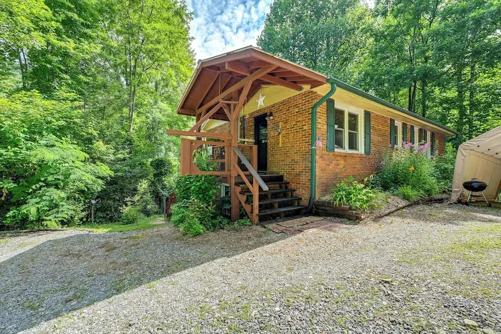 Affordable, Artsy, Unique! Blue Ridge Mtn-view Gem