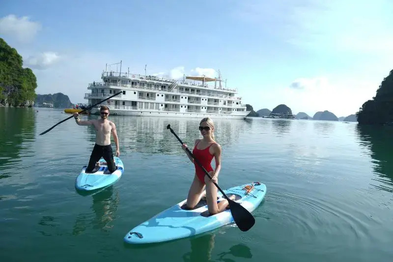 Indochine Cruise Lan Ha Bay