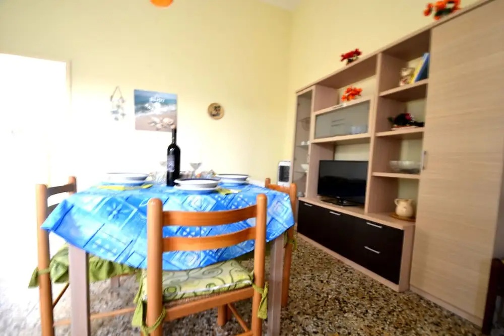 Luce Holiday Home With air Conditioning for 5 Guests