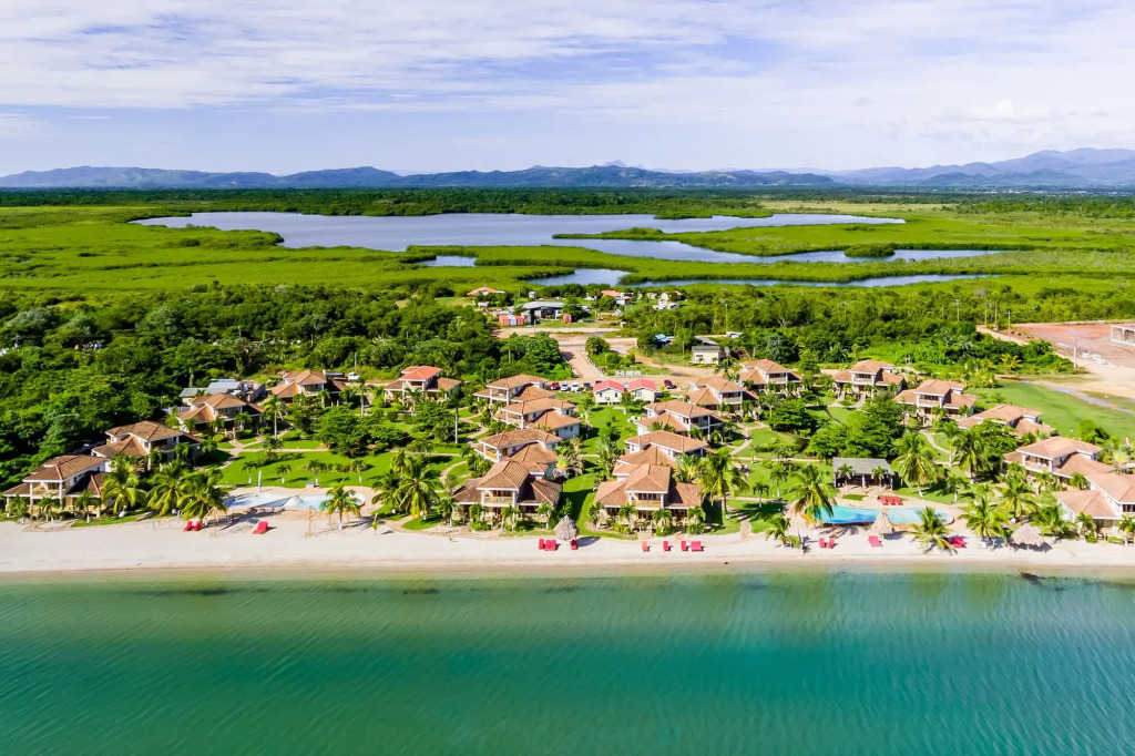 Hopkins Bay Belize a MuyOno Resort