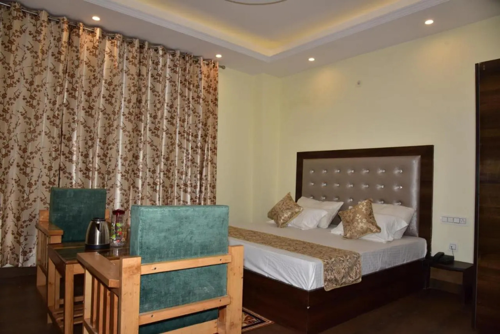 Royal Cedar BnB