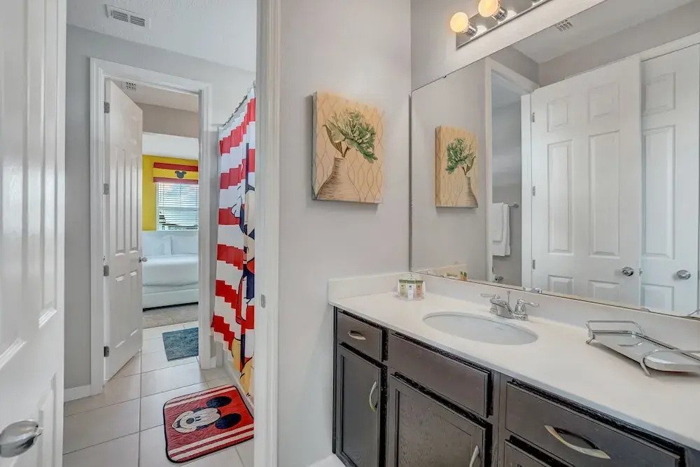 9023 Pelican Cove