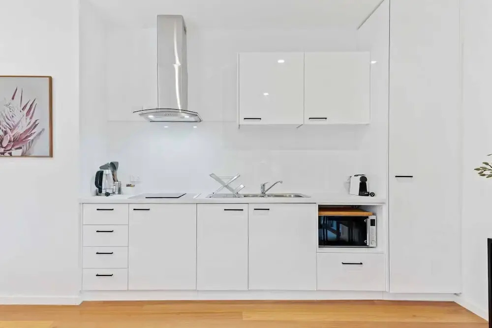 Stunning Studio Apartment Near Public Transport