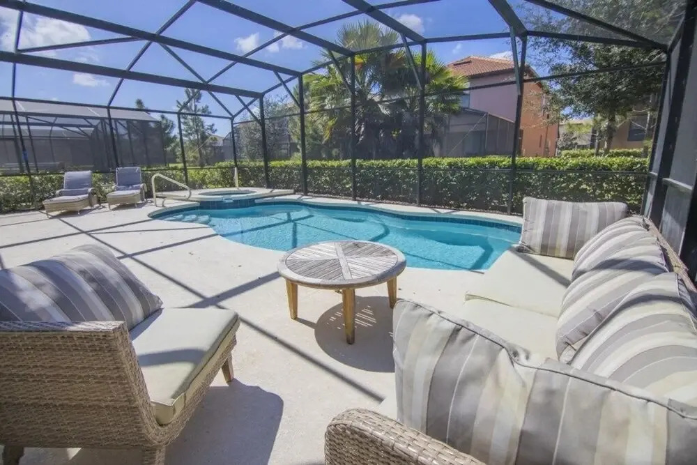 6 Bed In Top Resort Near Disney! Pool & Spa 6 Bedroom Home by Redawning