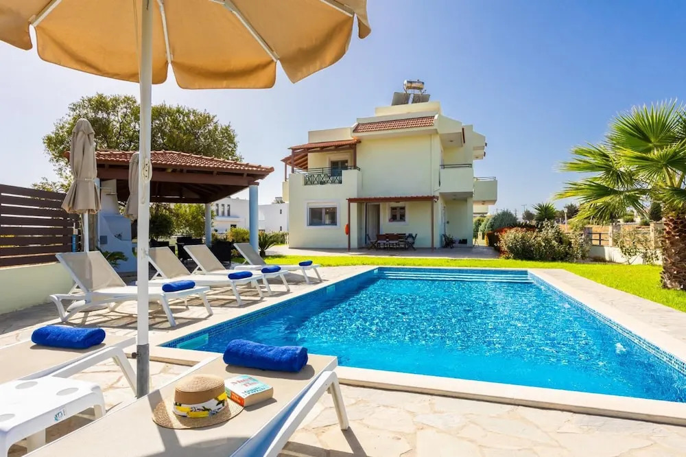 Amphitrite Villa
