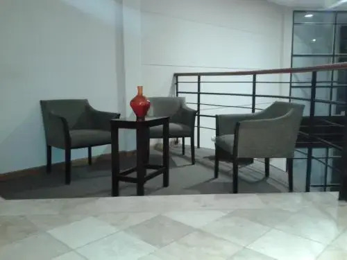 Lazaro hotel