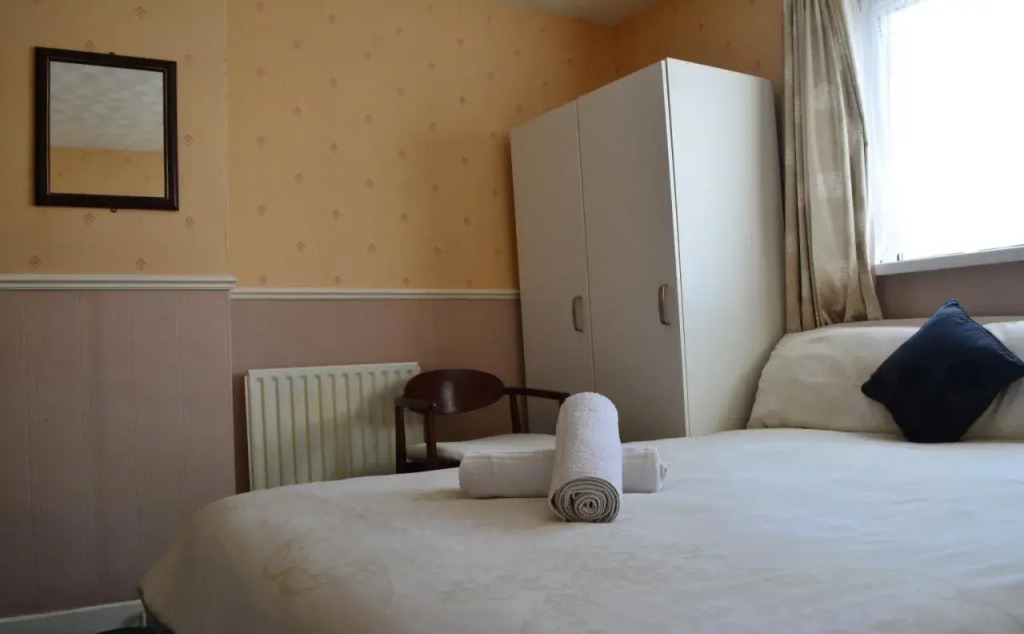 Holm Lea Hotel