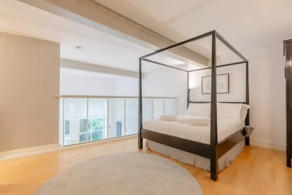 Chic 1BD Maisonette W/hot Tub, King's Cross!