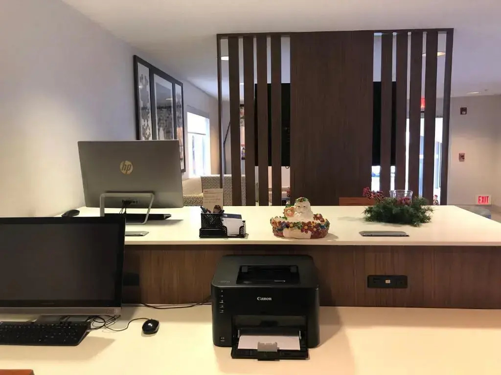 Holiday Inn Express Mt. Vernon by IHG