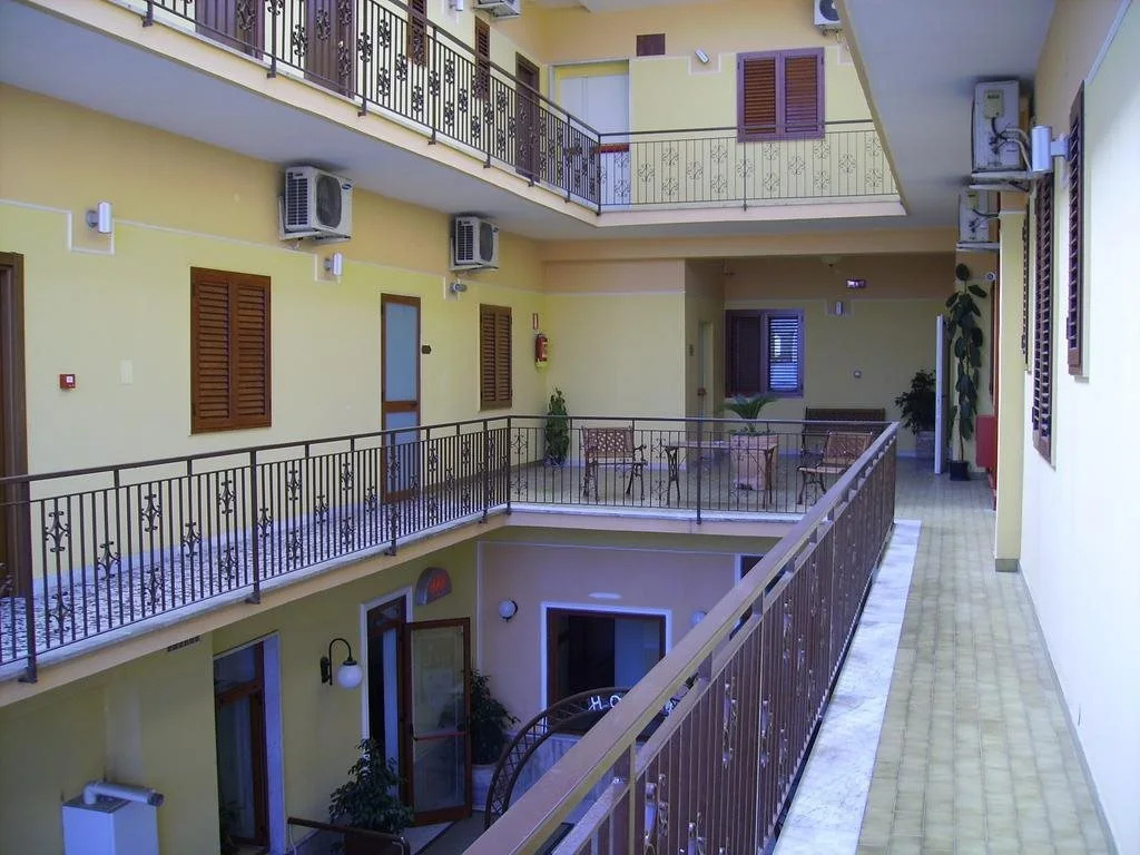 Hotel Demetrio