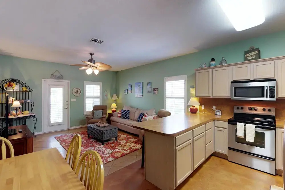 Palm Bay 306