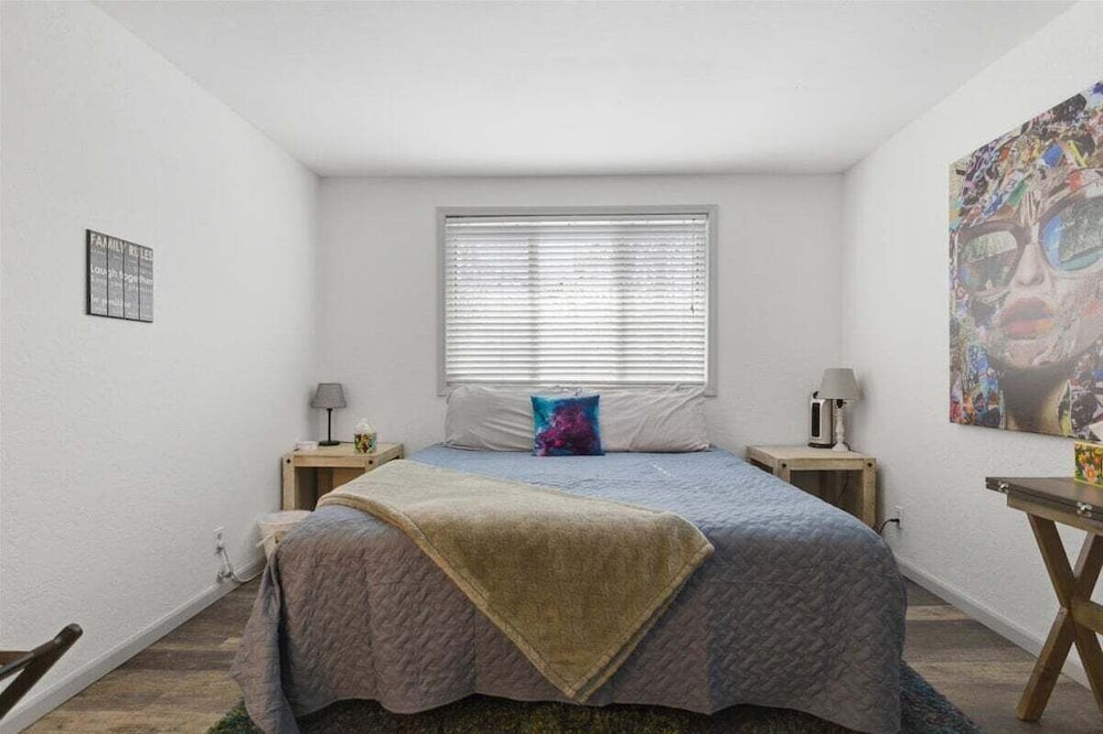 Prime Osage Beach Home, Pet-friendly w/ Garage Near Margaritaville, Dining & Golf