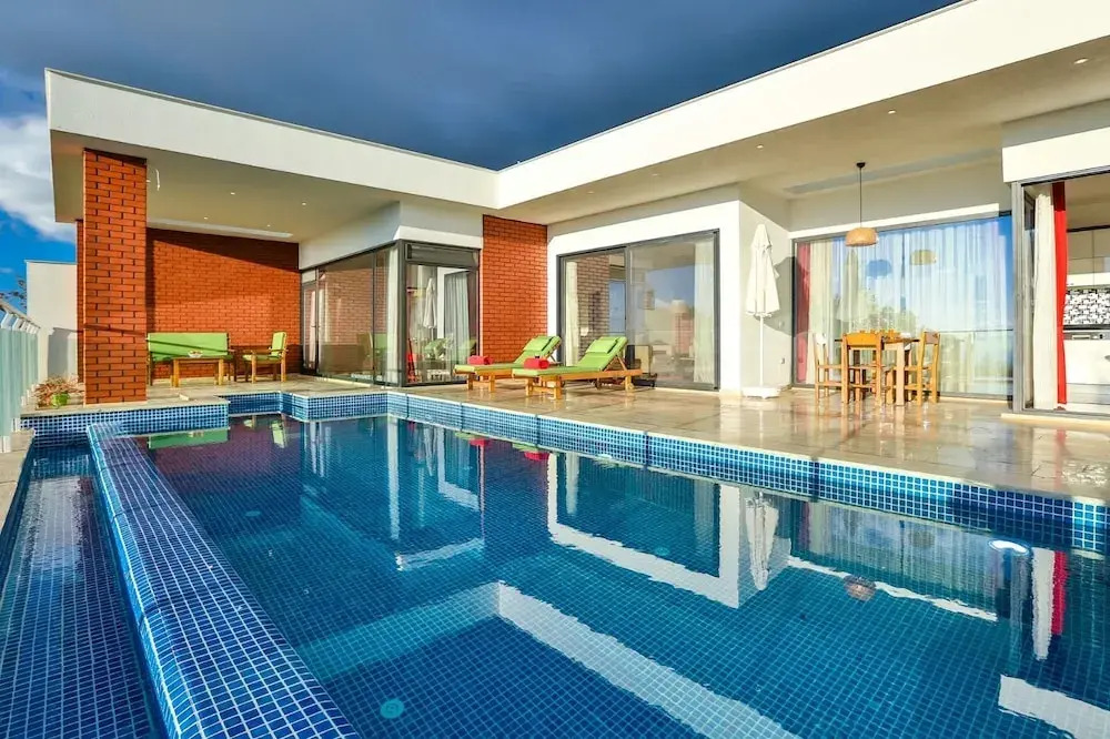 Villa Best