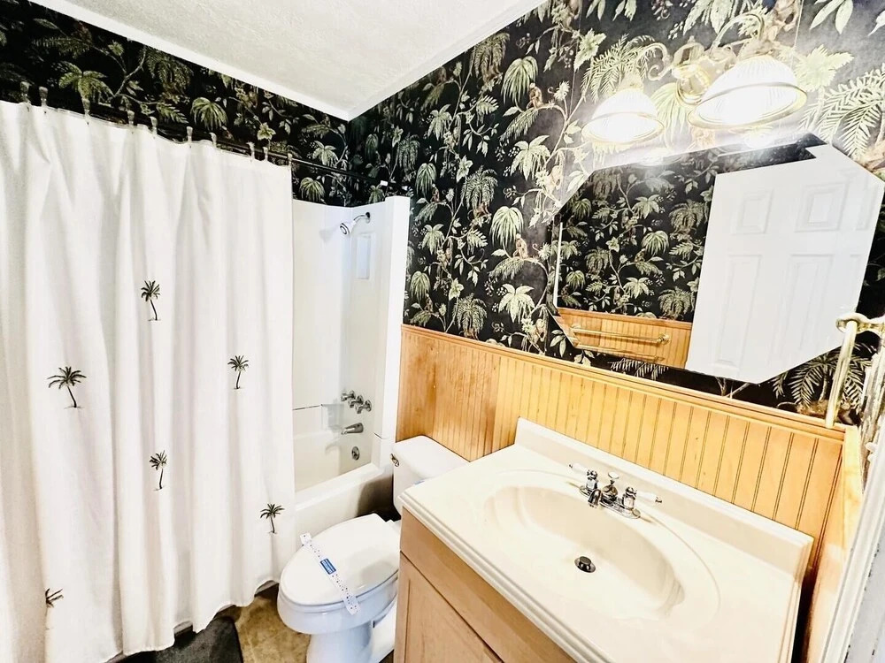 Inlet Point Villas 4c 2 Bedroom Condo by RedAwning