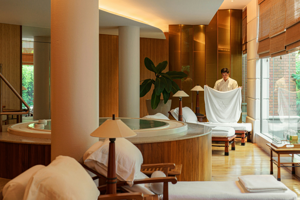 Chiva-Som International Health Resorts