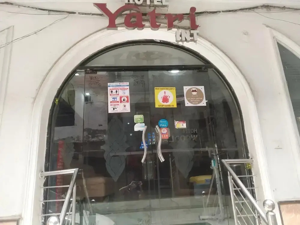 Hotel Yatri International near new delhi railway station center delhi