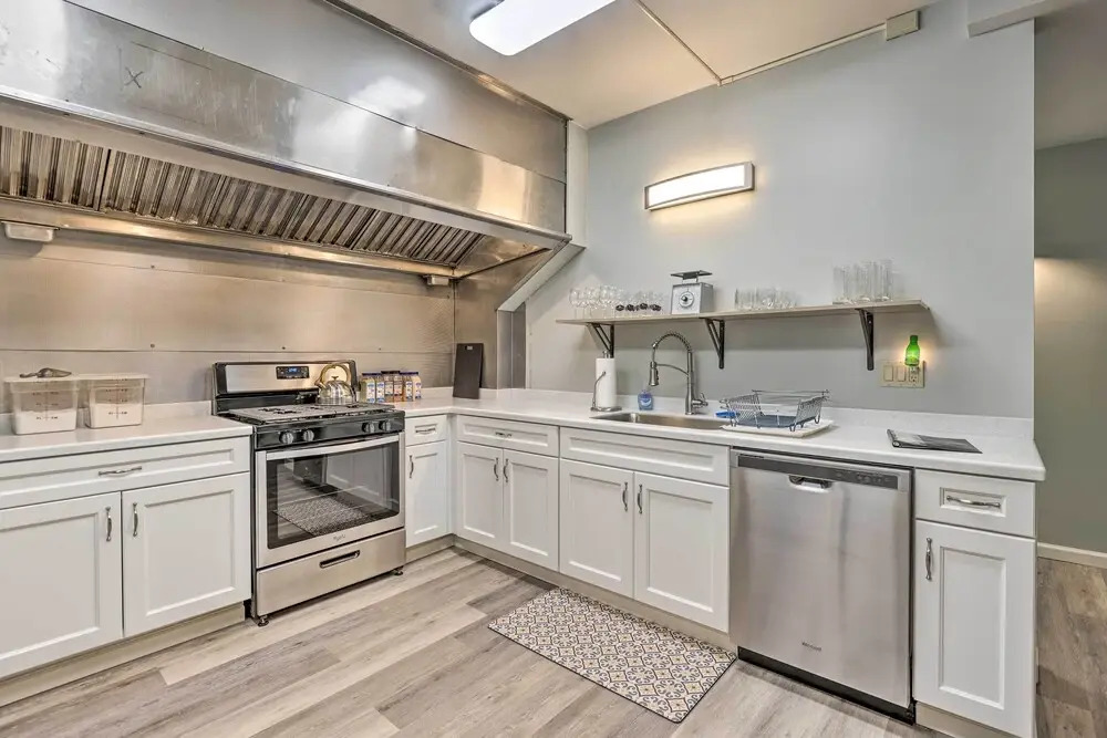Lovely Finger Lakes Vacation Home Near Seneca Lake