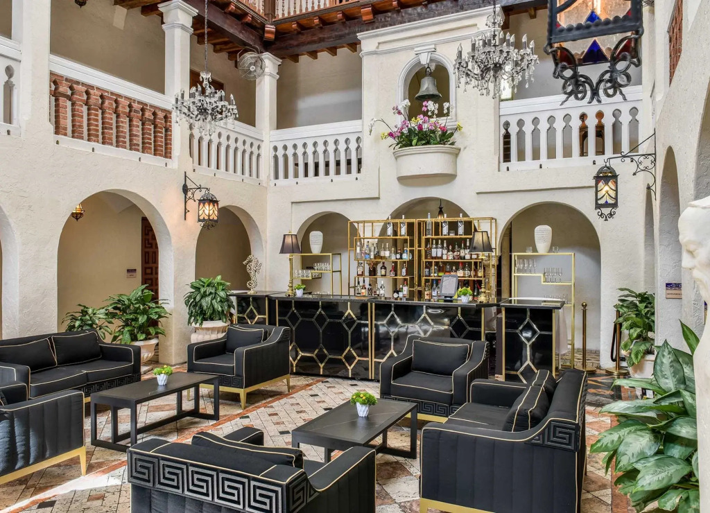 The Villa Casa Casuarina