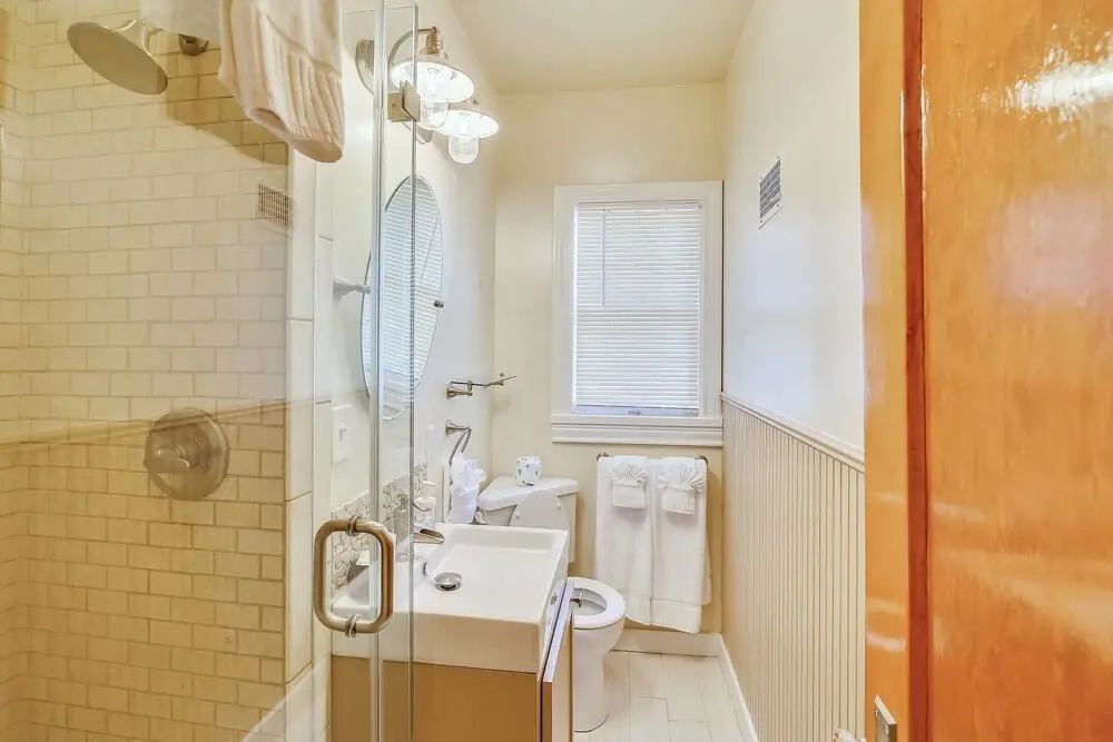 Crockett Retreat 4 Bedroom Home