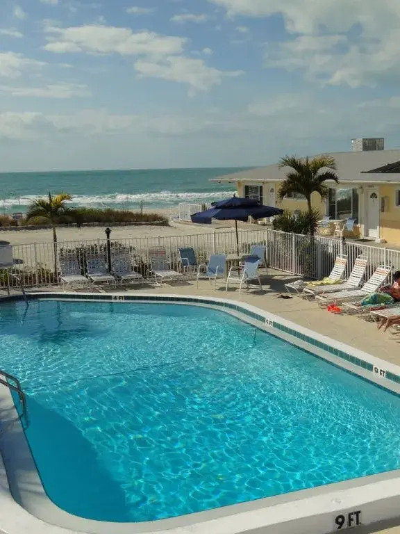 White Sands Beach Resort - Anna Maria Island