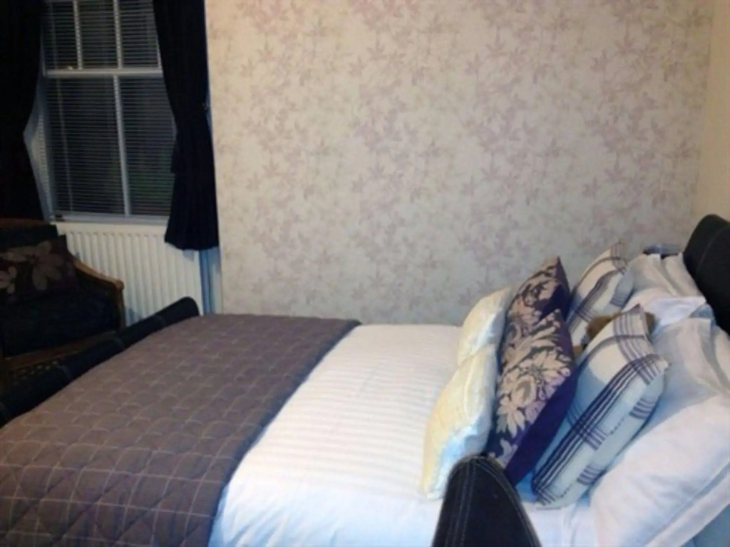Montfort Cottage Guest House