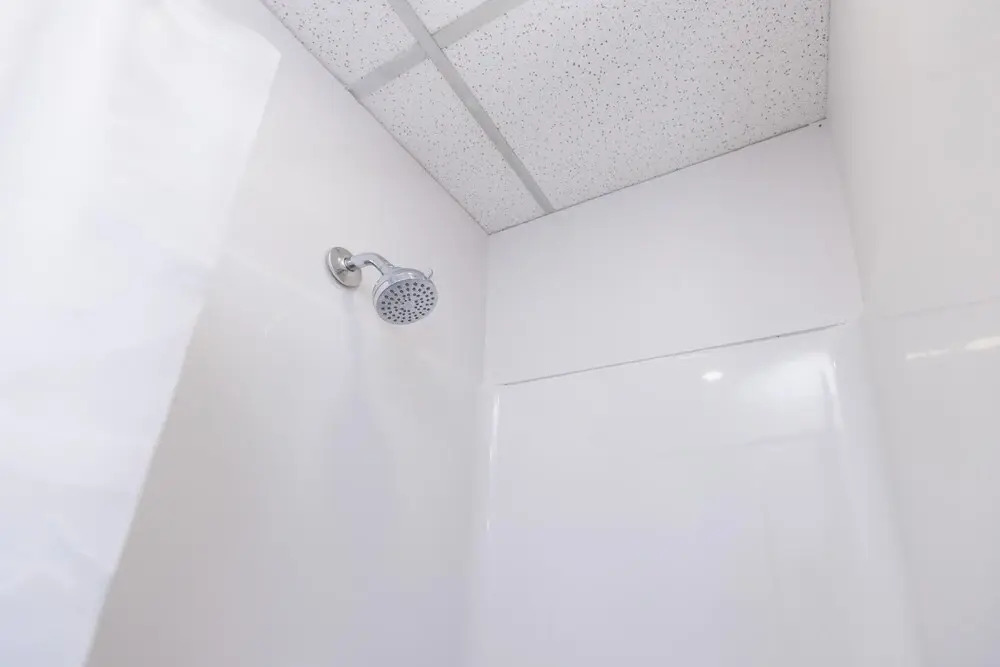 King Bed Studio Apartment - Near Chinatown