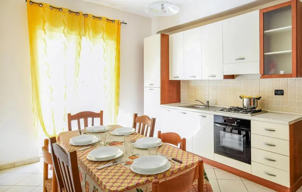Awesome Apartment in Cariati With 1 Bedrooms and Wifi