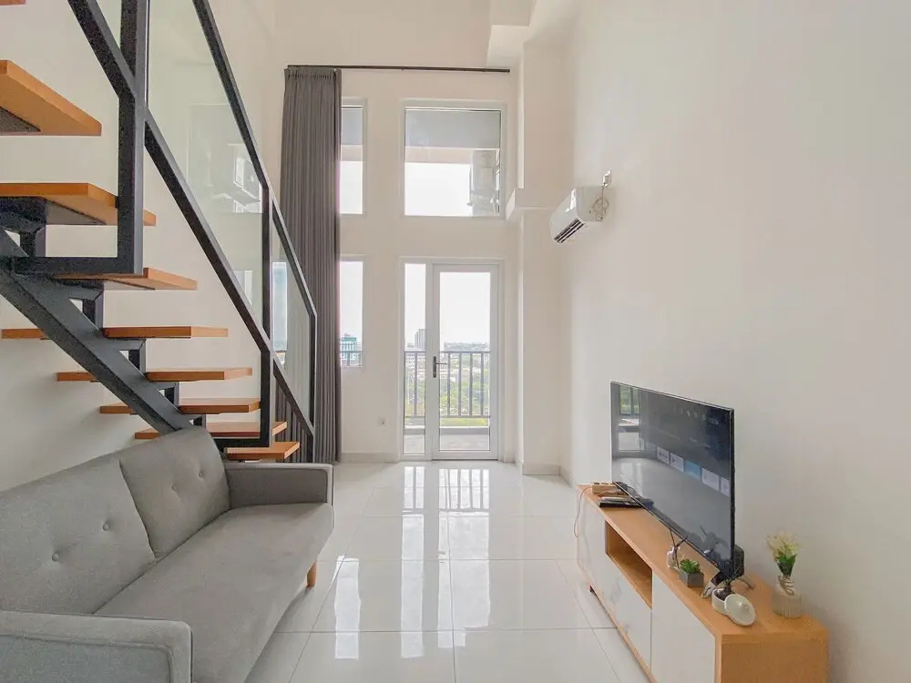 Simple And Modern Studio At Apartment Kingland Avenue