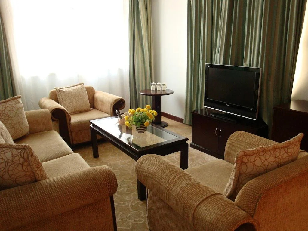 Huali Jiahe Express Hotel