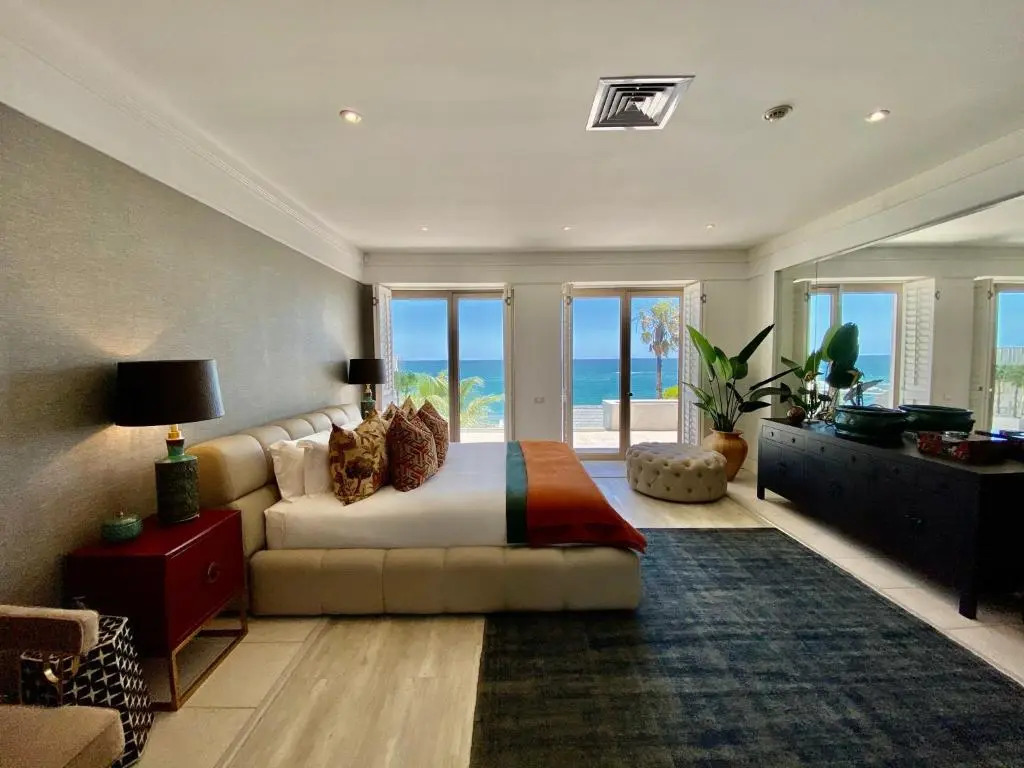 Clifton YOLO Spaces - Clifton Mansion Villa