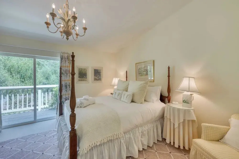 Glen Ellen Escape by Avantstay 5BR Retreat w/ Pool, Hot Tub, Hammocks & Vineyard Views