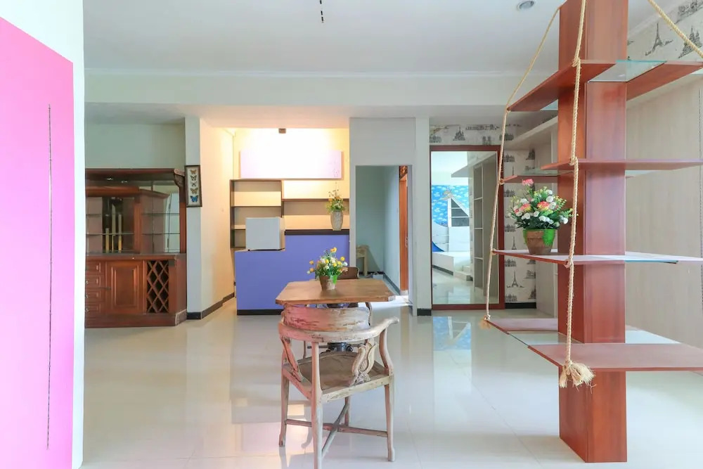 Lavender Hostel